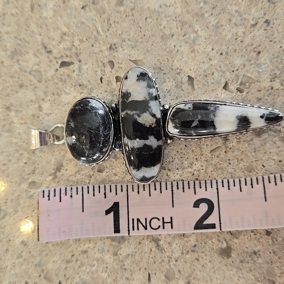 Buffalo Turquoise Pendant - Picture 7 of 7